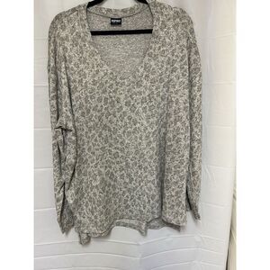 Spirit Activewear So Soft Light‎ Material Sweater Gray Size M Christmas Gifts!